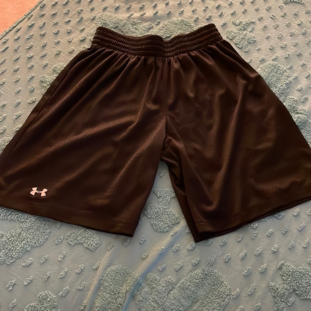 ☀️ Under Armour Basketball Shorts- Women’s Small